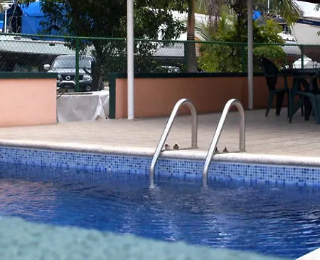 Coral Cove Marina Hotel